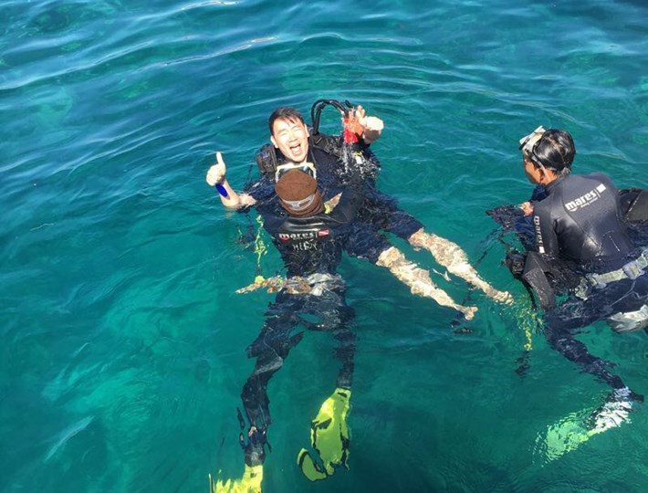 Xuan Ye - scuba diving.jpg